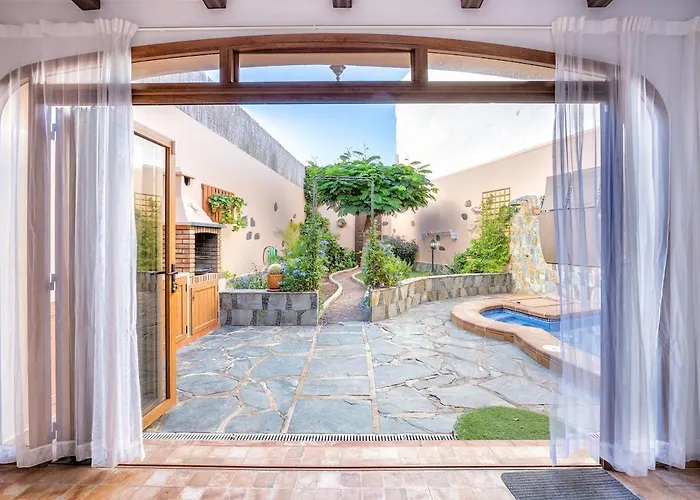 Hébergement de vacances Canary Mondragon House