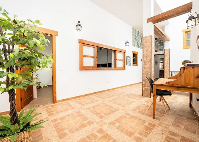 Hébergement de vacances Canary Mondragon House